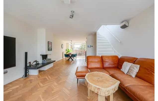 Huur 2 slaapkamer appartement van 110 m² in Amsterdam