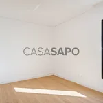 Rent 3 bedroom house of 130 m² in Cascais