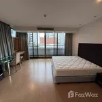 Rent 3 bedroom house of 266 m² in Bangkok