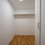 Rent 2 rooms apartment of 63 m², in Sollentuna 