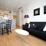 Rent 1 bedroom apartment of 60 m² in barcelona