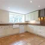 Rent 4 bedroom house in South East England