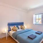 Rent 2 bedroom apartment of 80 m² in Lisbon