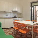 Rent 6 bedroom apartment in Bari