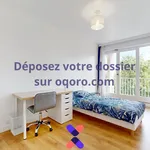 Rent 5 bedroom apartment of 10 m² in Créteil