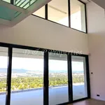 Rent 2 bedroom apartment of 192 m² in Εκάλη