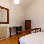 Appartement de 69 m² avec 1 chambre(s) en location à Paris