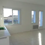 Rent 3 bedroom apartment of 65 m² in Sète