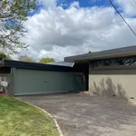 Rent 3 bedroom house in Shepparton