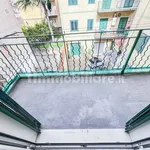 Affitto 3 camera appartamento di 80 m² in Naples