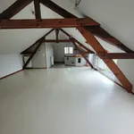 Appartement de 81 m² avec 1 chambre(s) en location à Sars-Poteries