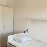 Rent 3 bedroom apartment in Lisbon