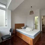 Rent a room of 115 m² in lisbon