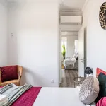 Rent 2 bedroom apartment in Lisbon