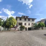 Rent 5 bedroom house of 140 m² in Arezzo