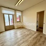 Affitto 5 camera casa di 286 m² in Turin