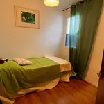 Rent a room of 60 m² in valencia