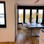 Miete 4 Schlafzimmer wohnung von 83 m² in Düsseldorf