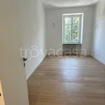 Affitto 5 camera appartamento di 134 m² in Torino