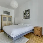 Appartement de 1300 m² avec 3 chambre(s) en location à Paris