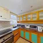 Rent 18 bedroom student apartment in Neutral Bay