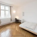 Miete 4 Schlafzimmer wohnung in Munich