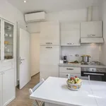 Rent 2 bedroom apartment of 50 m² in Florence