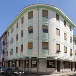 Rent 2 bedroom apartment in Porto