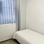 Alquilo 6 dormitorio apartamento de 100 m² en Alicante