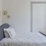 Rent a room in lisbon