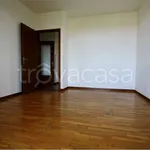 Rent 3 bedroom apartment of 80 m² in Urgnano