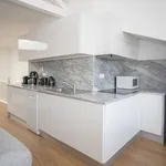 Rent 4 bedroom apartment of 140 m² in porto