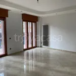 Rent 4 bedroom apartment of 121 m² in Portici