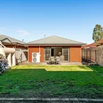 Rent 3 bedroom house in Campbelltown