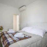 Rent 2 bedroom apartment of 50 m² in Florence