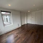 Rent 4 bedroom flat in West Midlands