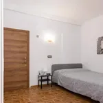 Rent 6 bedroom apartment in Valencia