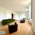 Rent 2 bedroom apartment of 100 m² in Milan