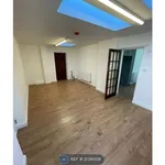 Rent 5 bedroom house in West Midlands