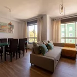 Rent 3 bedroom apartment in Porto