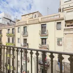 Rent 2 bedroom apartment of 22 m² in Barcelona