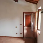 Rent 3 bedroom apartment in Firenze