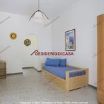 Affitto 2 camera casa di 55 m² in Campofelice di Roccella