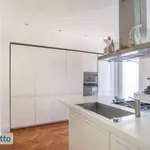 Rent 6 bedroom house of 320 m² in Rome