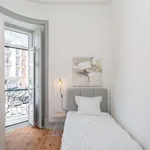 Rent a room in lisbon