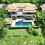 Rent 4 bedroom house of 450 m² in Phuket