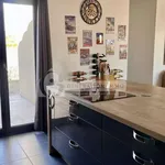 Rent 4 bedroom house of 110 m² in Paradou