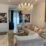 Rent 5 bedroom house of 180 m² in Roma