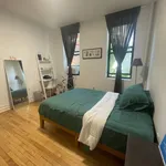 Rent 3 bedroom apartment in Brooklyn