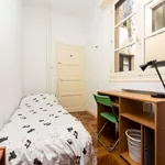 Rent a room of 220 m² in madrid